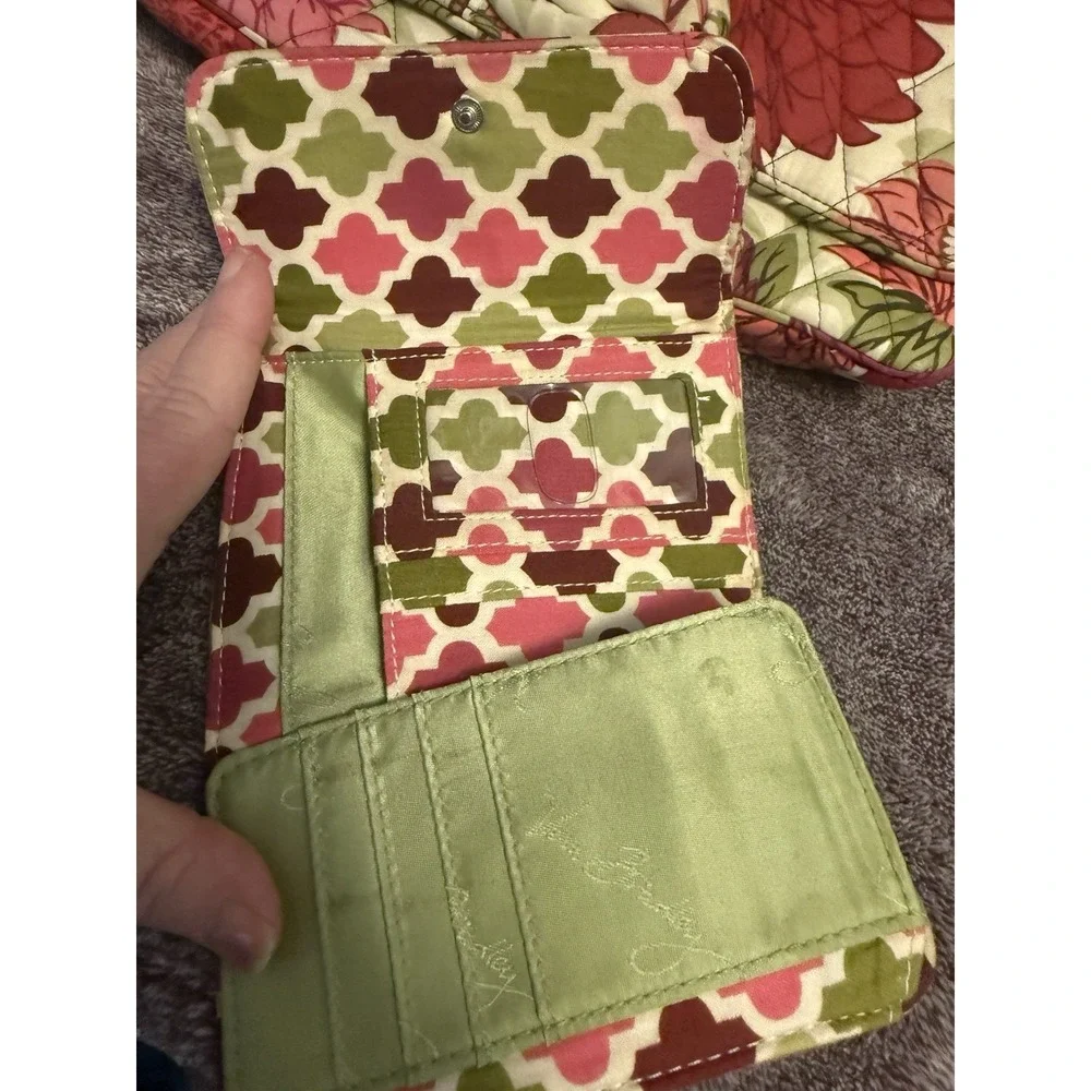 Vera Bradley Knot Just a Clutch Hello Dahlia Purse Handbag Shoulder Bag W/wallet